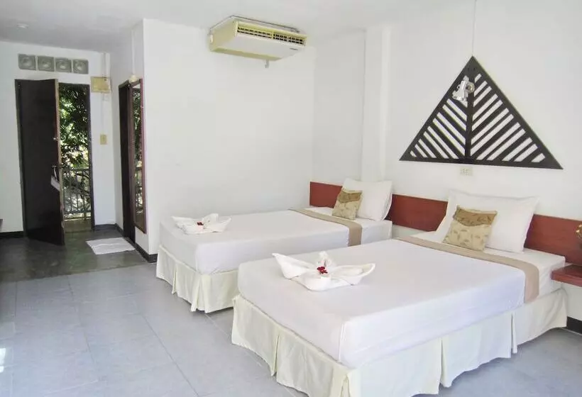 Fotos del hotel Thaniza Beachfront Resort:  15