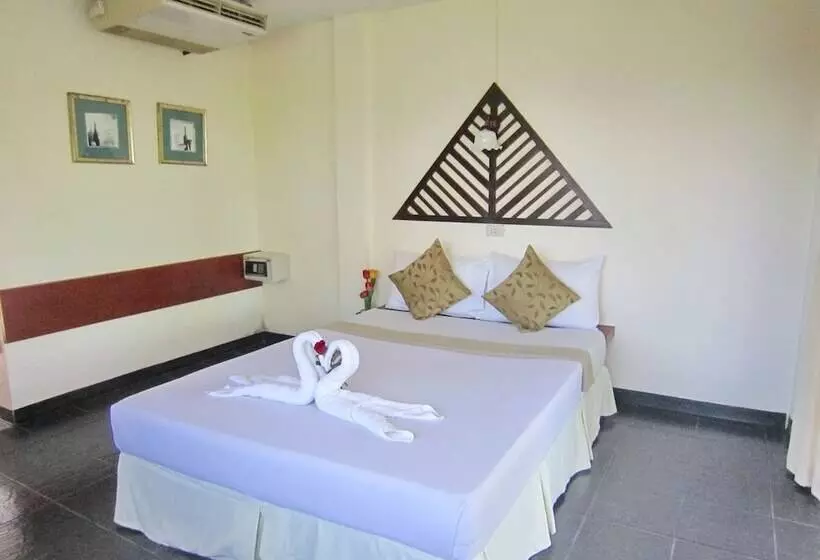 Fotos del hotel Thaniza Beachfront Resort:  12