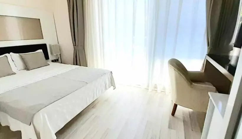 Fotos del hotel Orka Boutique:  13