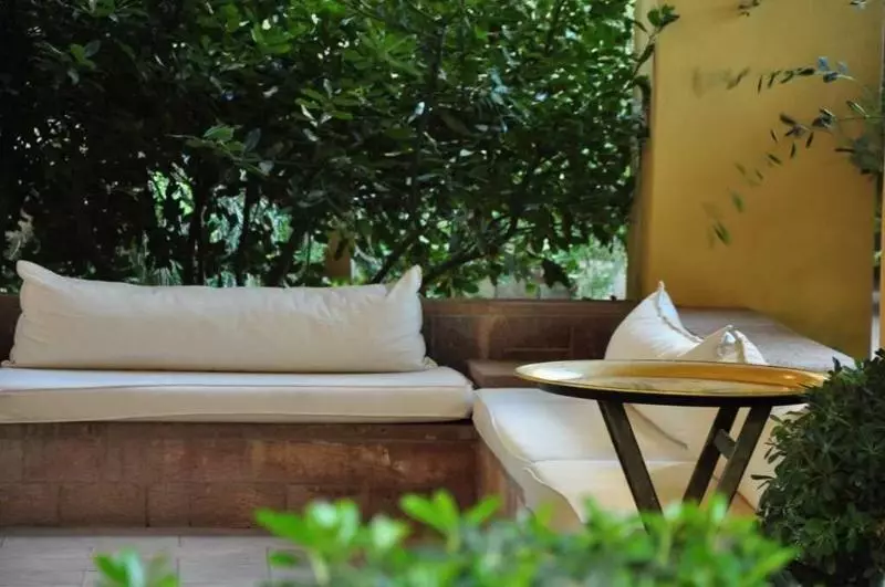 Fotos del hotel Palm Court Suites:  5