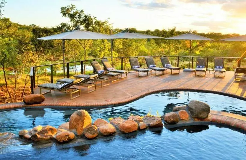 Fotos del hotel Victoria Falls Safari Club:  6