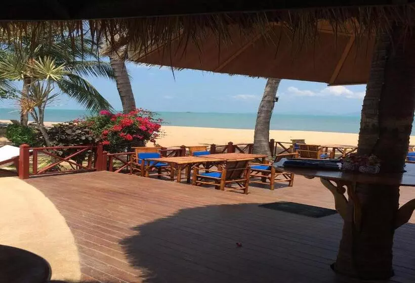 Fotos del hotel The Waterfront Boutique  & Cafe:  16