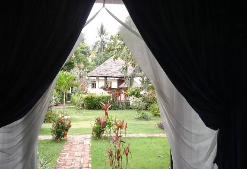 Fotos del hotel The Waterfront Boutique  & Cafe:  19