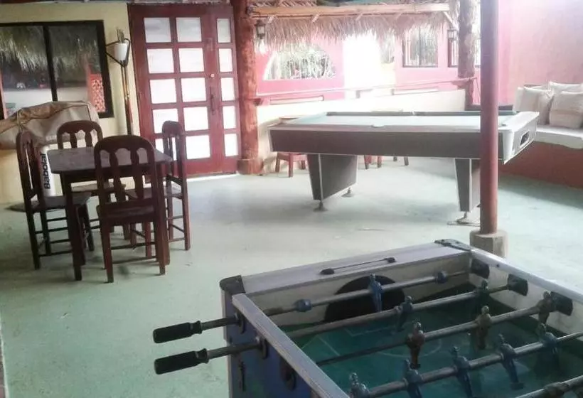 Fotos del hotel Playa Chiquita:  5