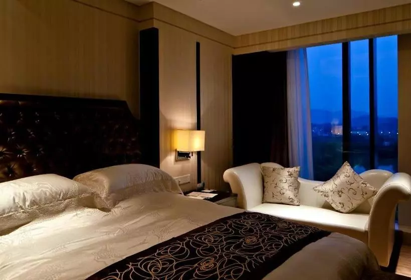 Fotos del hotel White Horse Lake Jianguo:  2