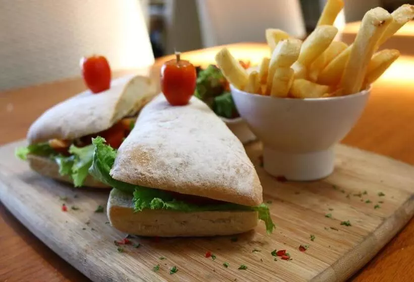 Fotos del hotel Vouk Hotel And Suites:  14