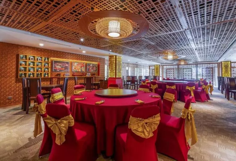 Fotos del hotel Vouk Hotel And Suites:  25