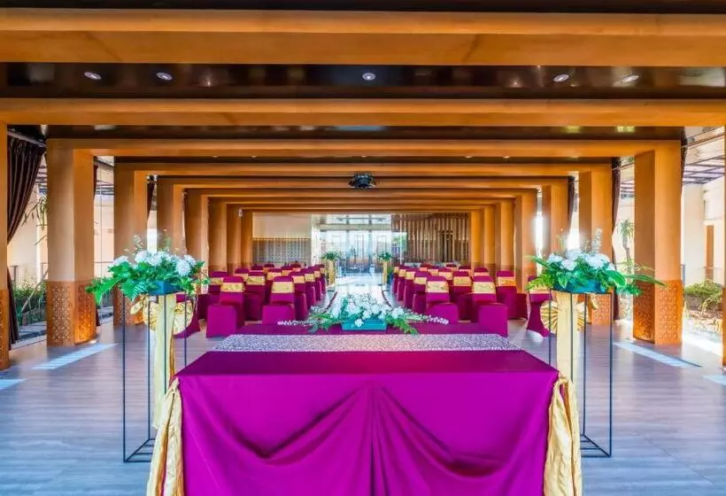 Fotos del hotel Vouk Hotel And Suites:  4