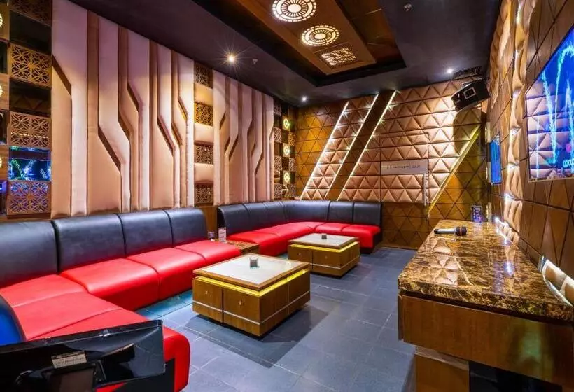 Fotos del hotel Vouk Hotel And Suites:  3