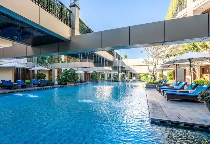 Fotos del hotel Vouk Hotel And Suites:  2