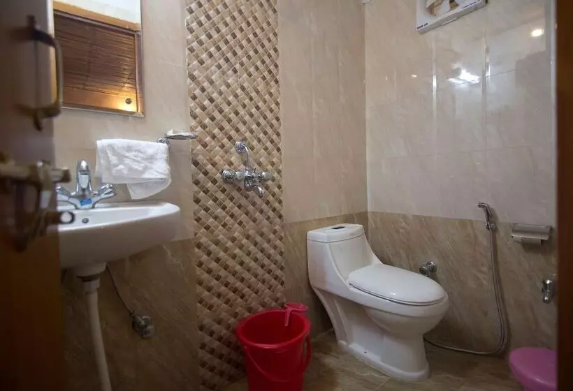 Fotos del hotel Apnayt Villa:  12