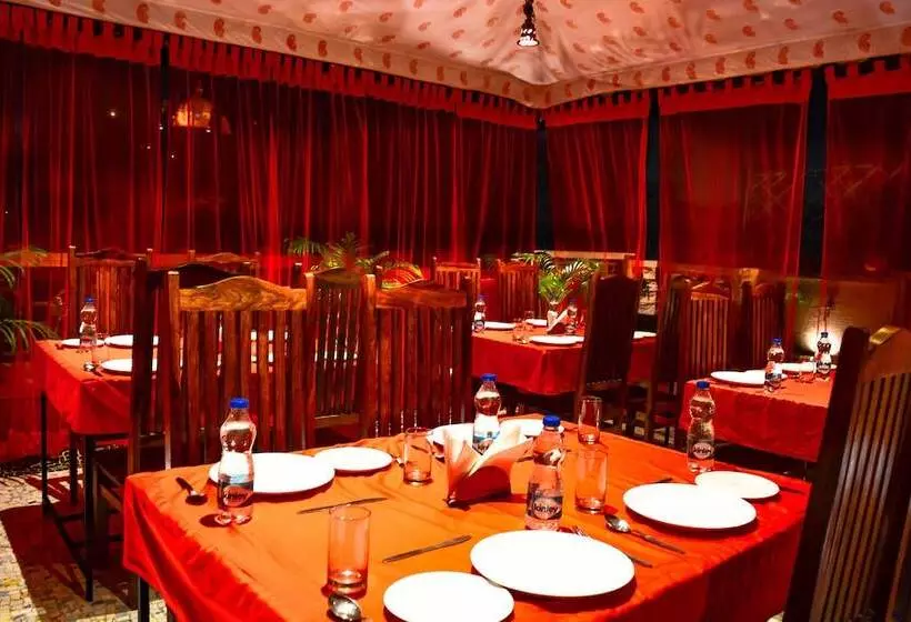 Fotos del hotel Apnayt Villa:  3