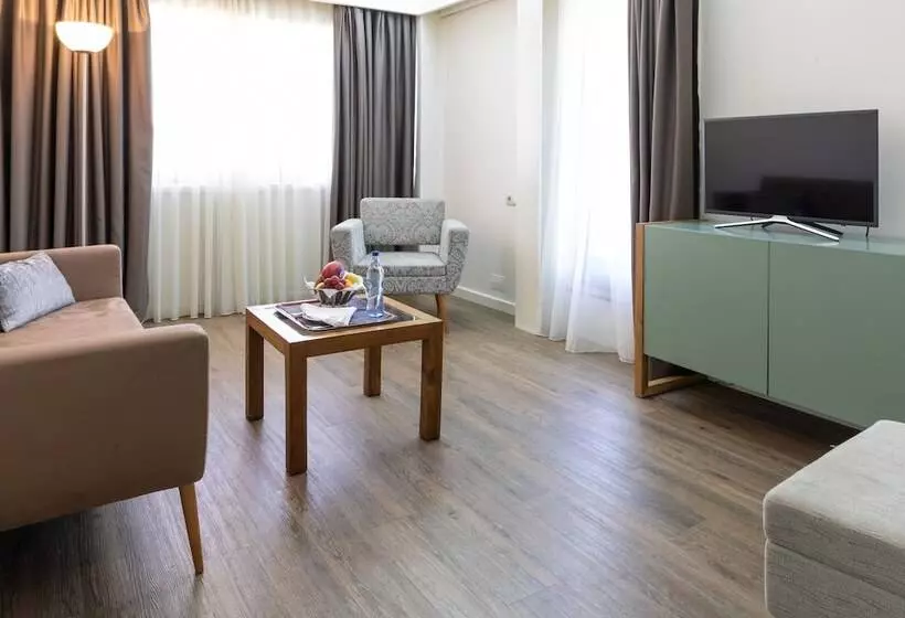 Fotos del hotel Black Tulip:  24