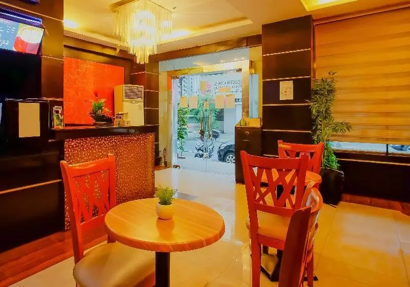 Fotos del hotel Manila Crown Palace:  3