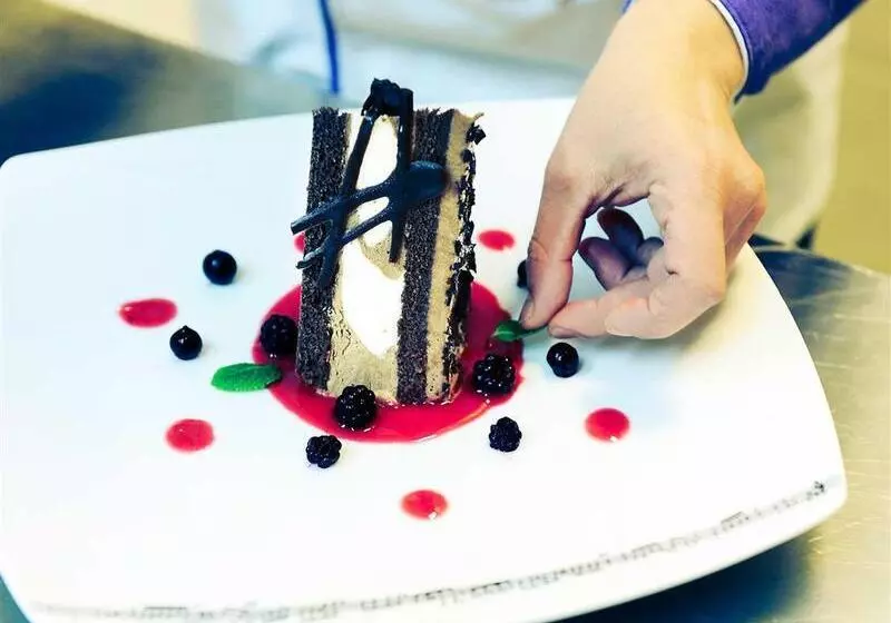 Fotos del hotel Mercure Bucharest City Center:  22