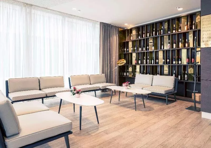 Fotos del hotel Mercure Bucharest City Center:  2