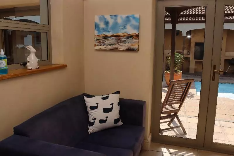 Fotos del hotel On The Cliff Guest House:  21