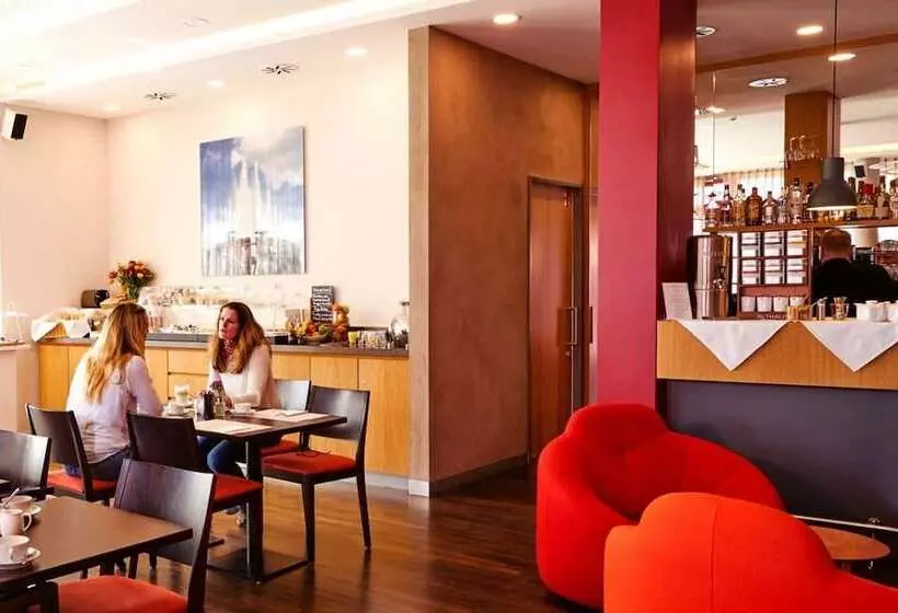 Fotos del hotel Flottwell Berlin Hotel & Residenz Am Park:  2