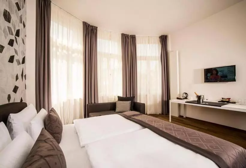 Fotos del hotel Golden Crown:  22