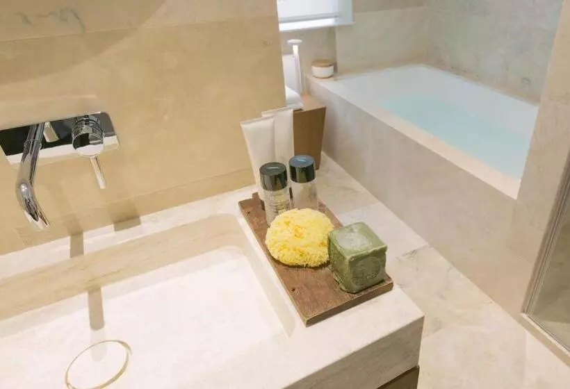 Fotos del hotel Golden Crown:  16