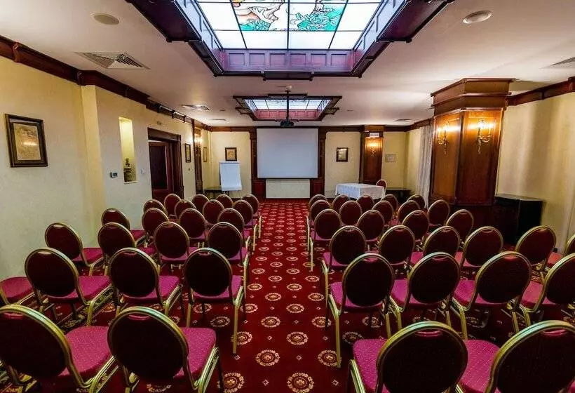 Fotos del hotel Golden House:  5