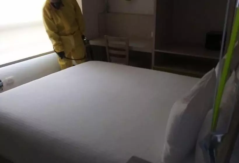 Fotos del hotel Mika Suites:  1