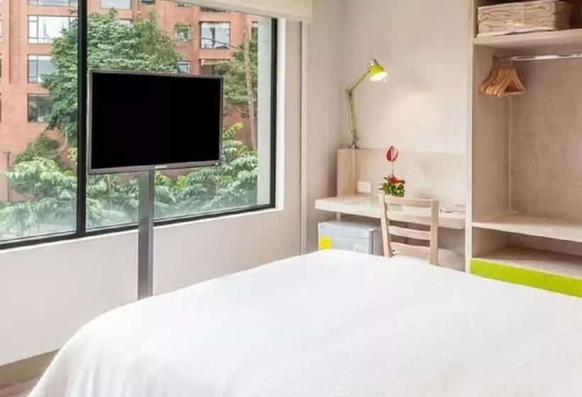 Fotos del hotel Mika Suites:  23