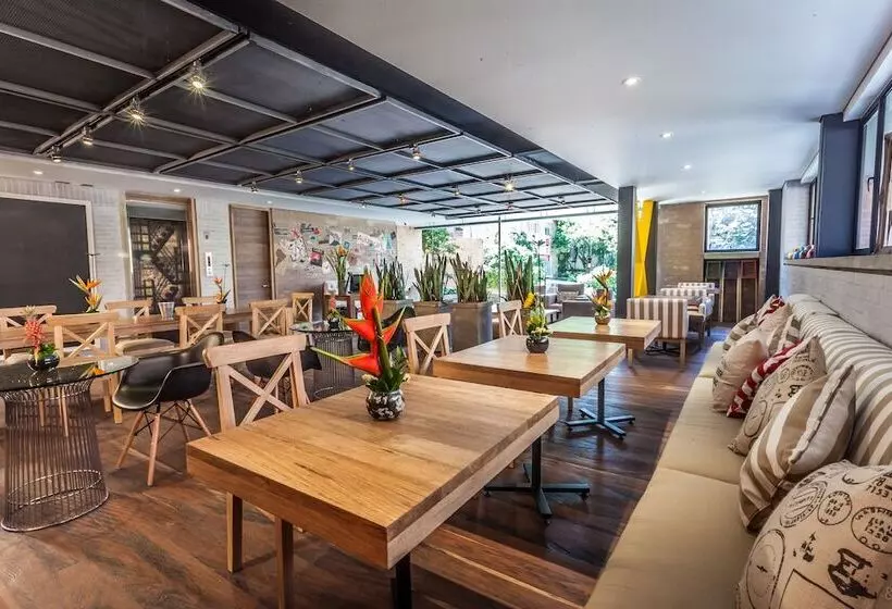 Fotos del hotel Mika Suites:  13