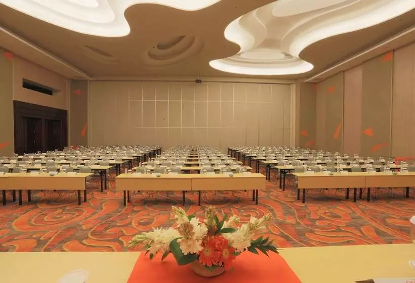 Fotos del hotel Harris  & Conventions Ciumbuleuit  Bandung:  9