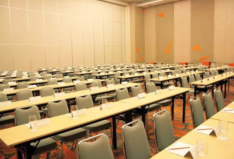 Fotos del hotel Harris  & Conventions Ciumbuleuit  Bandung:  12