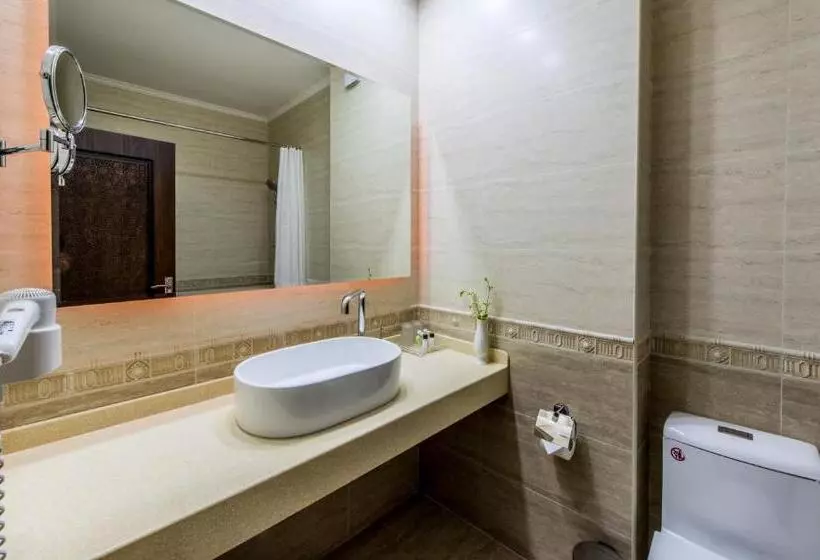 Fotos del hotel Orient Star:  5