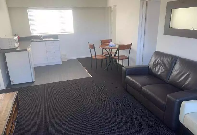 Fotos del hotel The Riccarton:  2