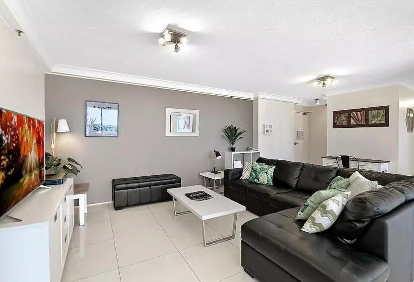 Surfers Century Oceanside Apartments