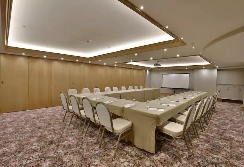 Fotos del hotel Queen  & Spa:  8