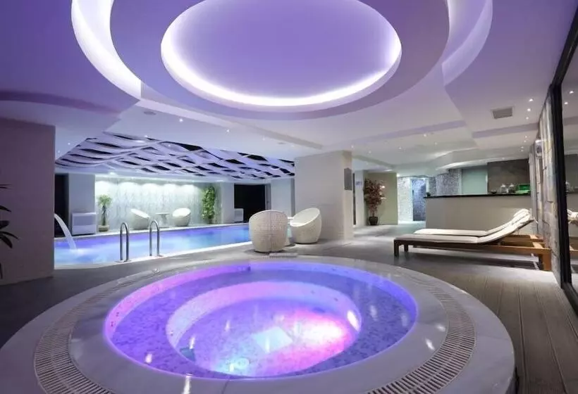 Fotos del hotel Queen  & Spa:  18