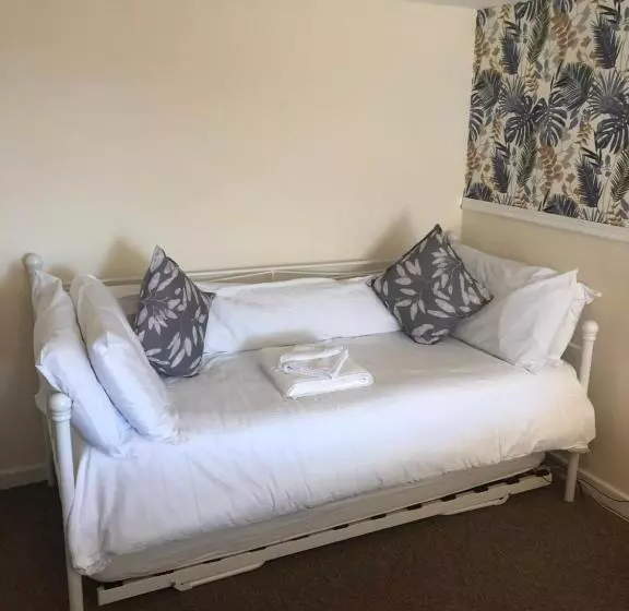 Fotos del hotel The Purple Tree Guest House:  24