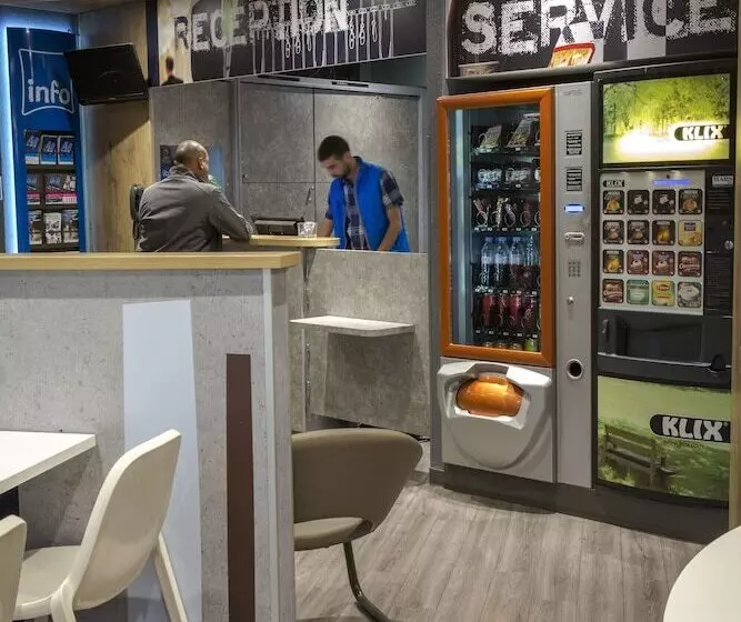 Fotos del hotel Ibis Budget Marseille Timone:  6