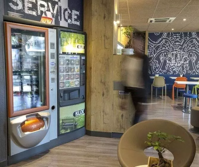 Fotos del hotel Ibis Budget Marseille Timone:  13