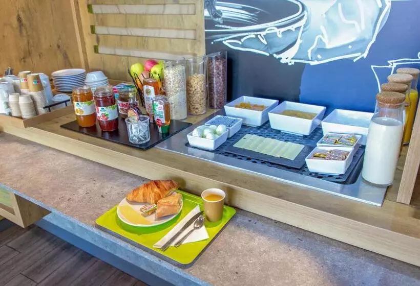 Fotos del hotel Ibis Budget Marseille Timone:  15