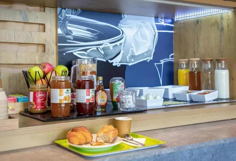 Fotos del hotel Ibis Budget Marseille Timone:  10