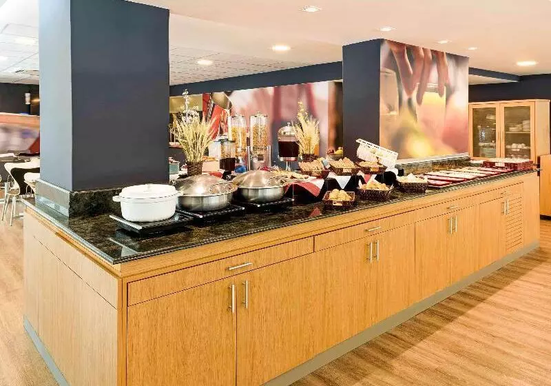 Fotos del hotel Ibis Rio De Janeiro Santos Dumont:  25