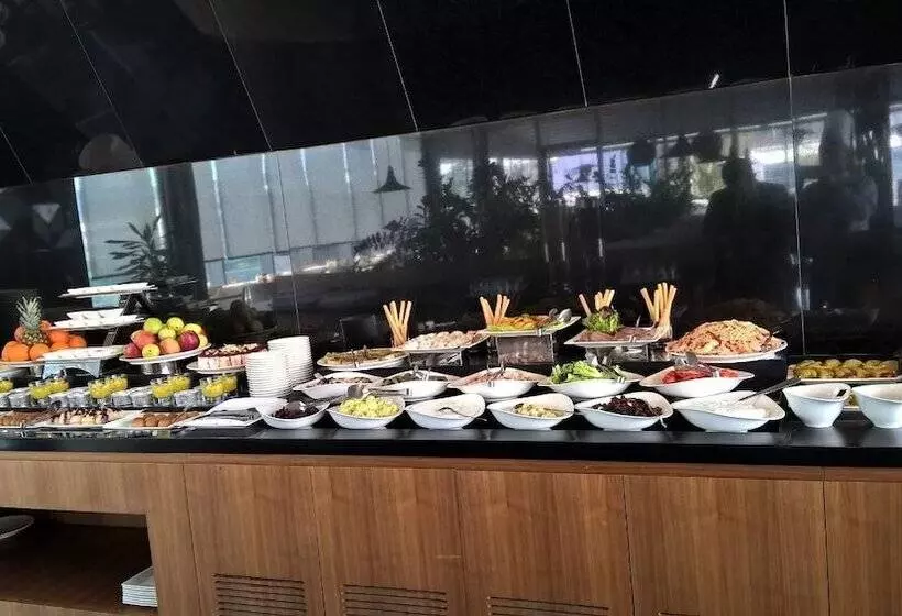 Fotos del hotel Divan Suites Istanbul Gplus:  15