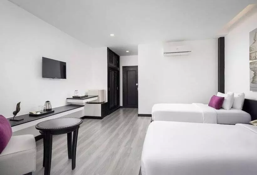 Queen Grand Boutique  & Spa