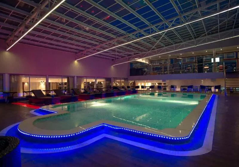 Fotos del hotel Cloud Hotel & Suites:  6