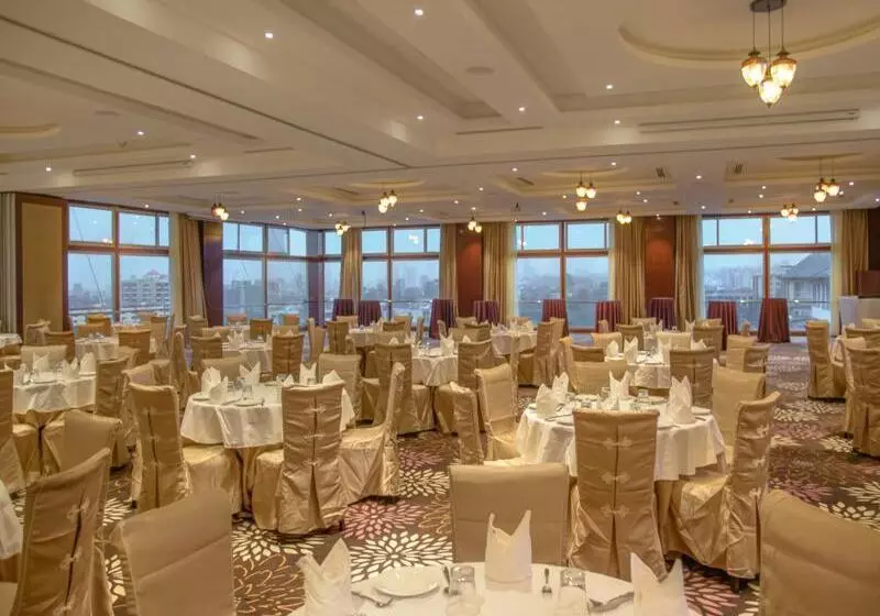 Fotos del hotel Cloud Hotel & Suites:  11