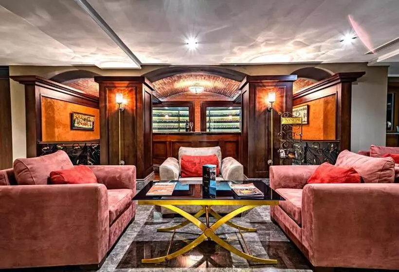 Fotos del hotel Tiflis Palace:  8