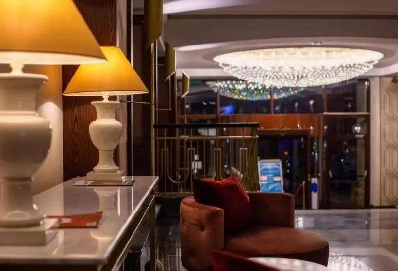 Fotos del hotel Tiflis Palace:  15