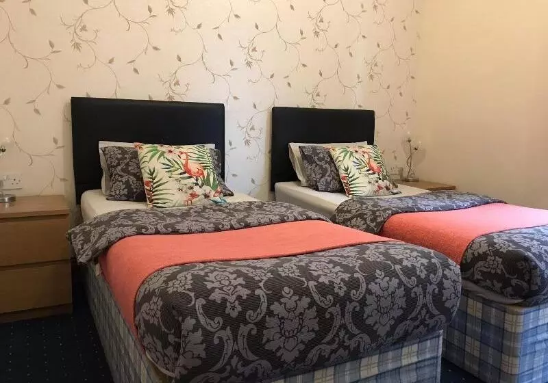 Fotos del hotel Tropics Beach:  4