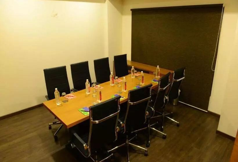 Fotos del hotel Narayani Heights  And Resort:  3