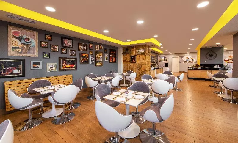 Fotos del hotel Opera Suite Hotel:  20